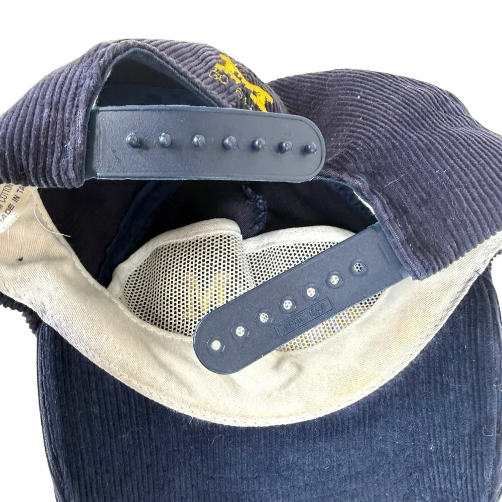 Vintage University Of Michigan Wolverines Corduroy Hat SnapBack Embroidered Blue - Picture 9 of 12